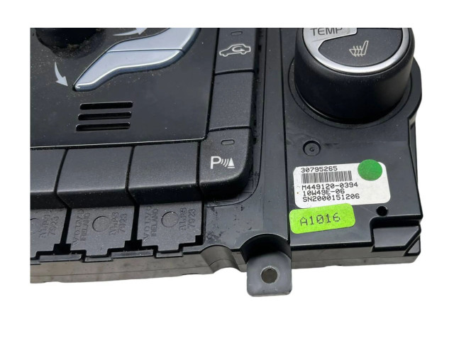 Блок управления климат-контролем 30795265 Volvo V60