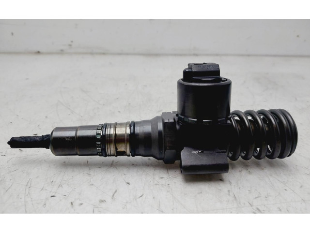 Форсунка 03G130073G    Audi A3 S3 A3 Sportback 8P   