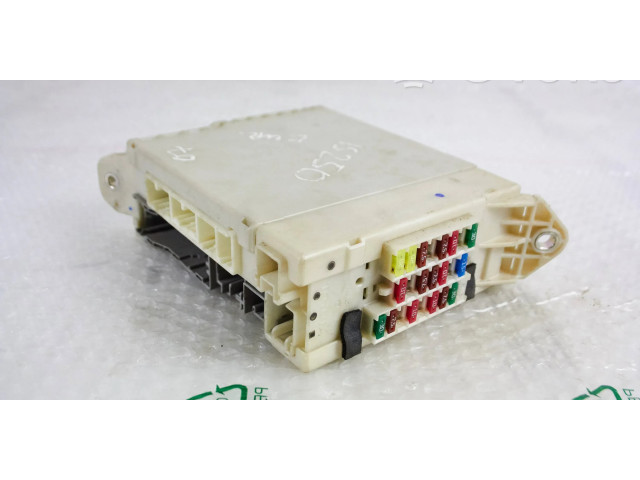 Блок предохранителей 8273053050 Lexus IS 220D-250-350