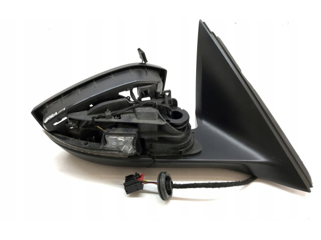 Зеркало электрическое Skoda Scala - года