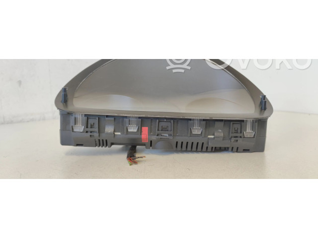 Přístrojová deska Mercedes-Benz Vito Viano W639 2011 A6399001100, 6399001100