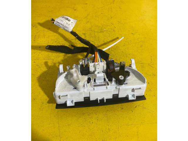 Блок управления климат-контролем RZ2R11P4K10   Peugeot Partner