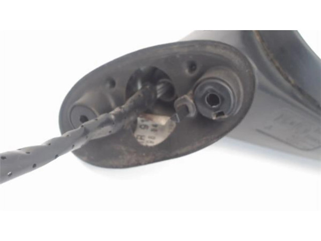 Зеркало электрическое     правое   Mitsubishi Carisma  1996-1999 года   