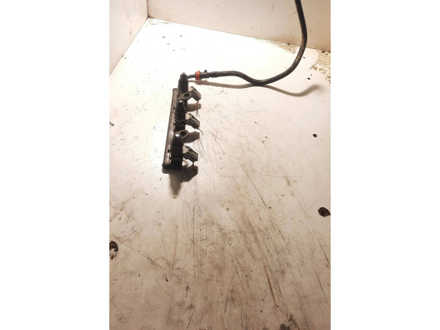 Комплект форсунок MR988977 Mitsubishi Colt