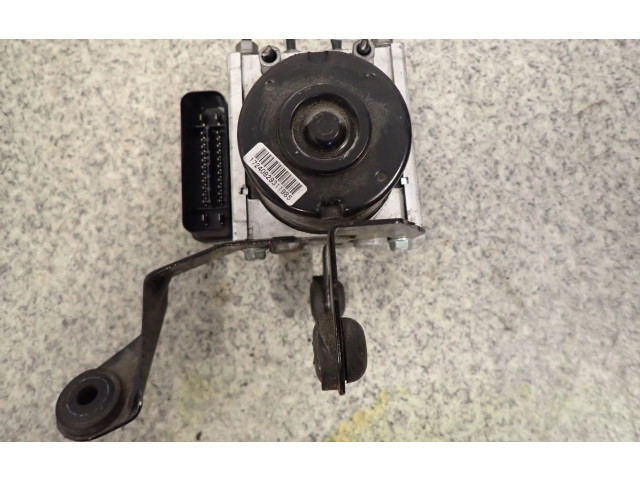 Блок управления АБС 00402662E3 Mazda 3 I