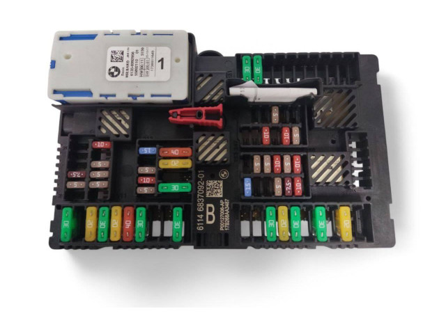 Блок предохранителей 6992956, 61356992956   BMW 5 G30 G31    