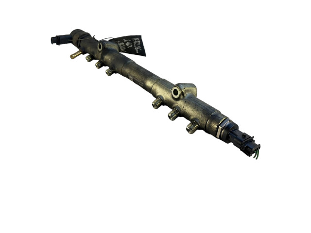 Топливная рампа 30757146, 005424L2   Volvo V70  