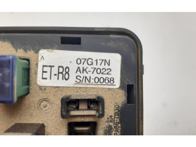 Блок предохранителей 07G17NAK7022 SsangYong Actyon sports I