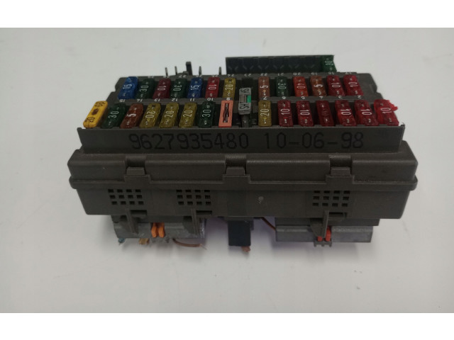 Блок предохранителей 9627935480, 9627935480   Citroen Xantia    