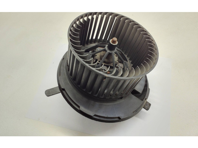 Вентилятор печки 1K1819015 Volkswagen Touran I