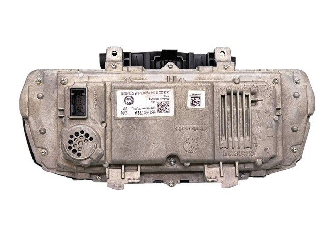 Спидометр (приборный щиток) 5E3920772A, 052022174 Skoda Octavia Mk4