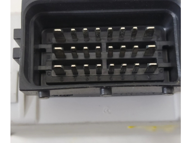 Блок управления 150696   Toyota Corolla Verso AR10