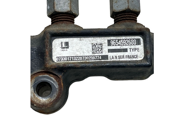 Топливная рампа 9654592680, 07330171832   Volvo V50  