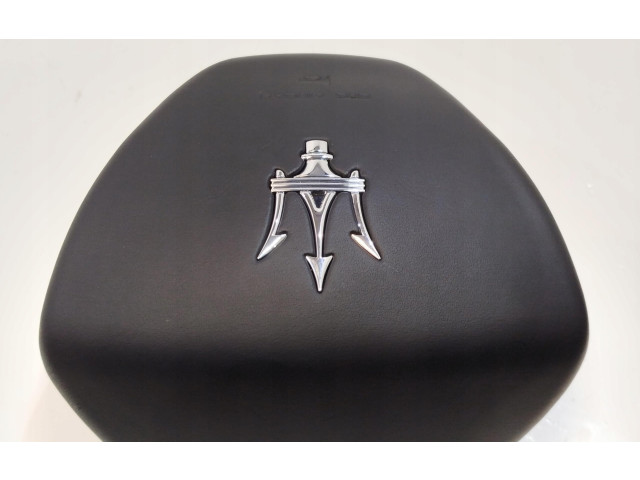Подушка безопасности водителя 06700133470   Maserati Ghibli