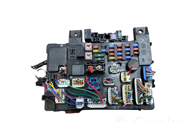 Блок предохранителей 8637A860, 4813001058 Mitsubishi Outlander