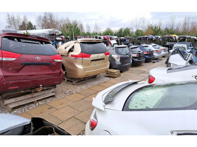 Vstřikovač 23250-25010 Toyota RAV 4 (XA50)