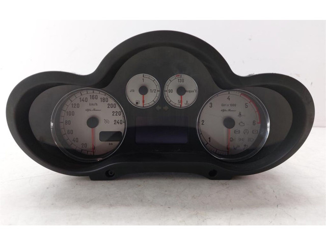 Панель приборов 156071292   Alfa Romeo GT       