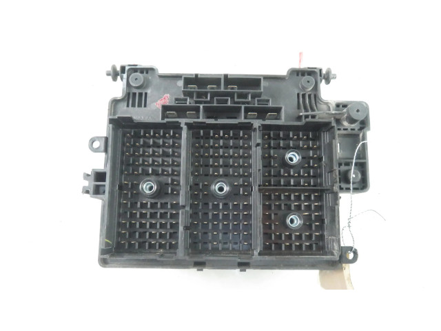 Pojistková skříňka 15115617 Hummer H2 2005