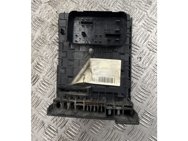 Pojistková skříňka 1K0937125A, 1K0937125A Volkswagen Caddy 2008