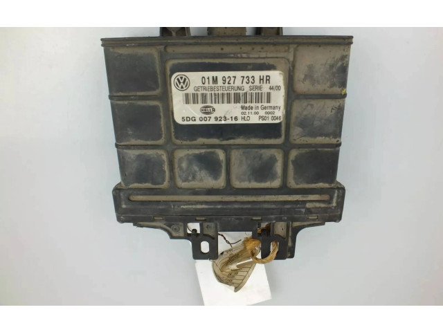 Блок управления коробкой передач 01M927733HR   Volkswagen Golf IV