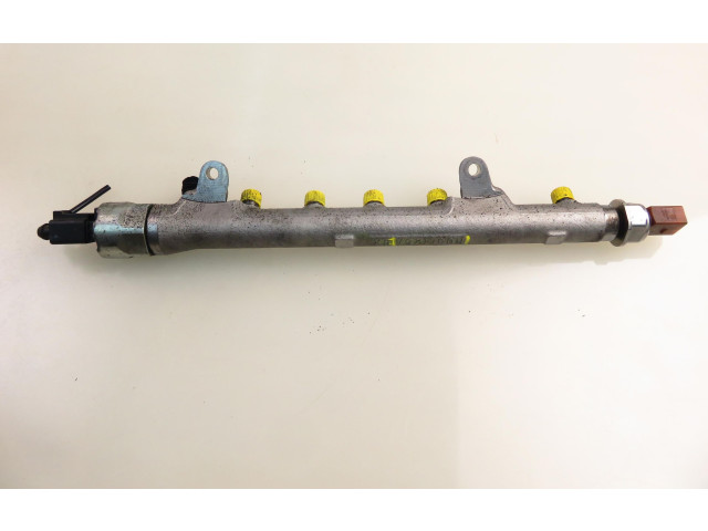 Топливная рампа 03L906054A, 03L089H Volkswagen Golf VI для двигателя CAYC