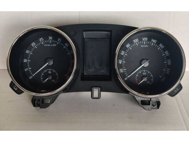 Спидометр (приборный щиток) 5L0920840E, 1073927336   Skoda Yeti (5L)