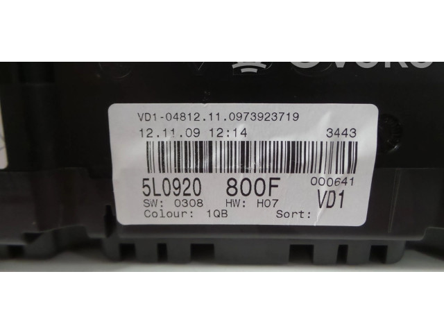 Панель приборов 5L0920800F   Skoda Yeti (5L)       
