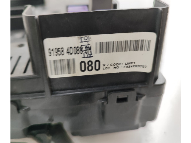 Pojistková skříňka 919584D089 KIA Carnival 2007