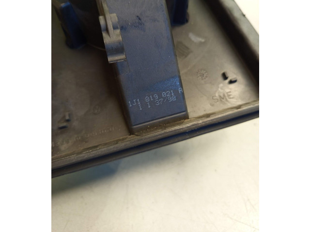 Вентилятор печки    1J1819021A   Audi A3 S3 8L