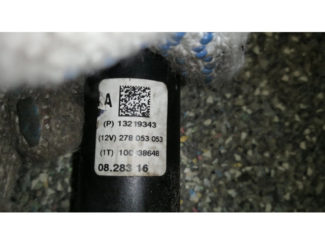 Крестовидная связь оси рулевого колеса