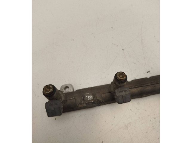 Топливная рампа 036133319   Volkswagen Golf IV  