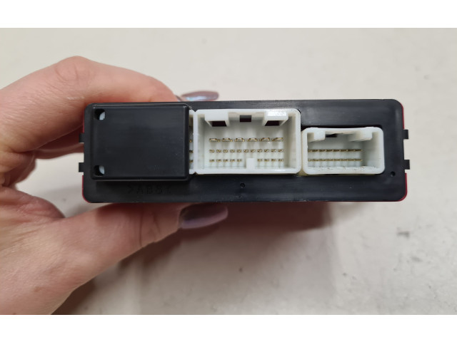 Модуль управления зеркалом крыла