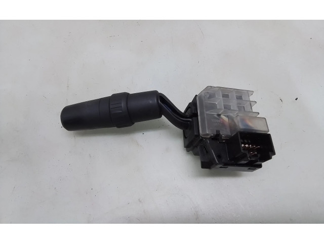 Ручка стеклоочистителей 17D682 Mazda 3 I