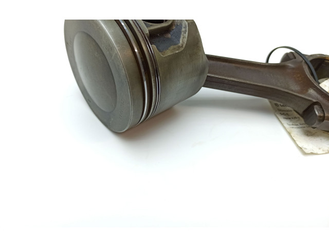  Поршень с шатуном  EAC1868, EBC1289  Jaguar XJS  