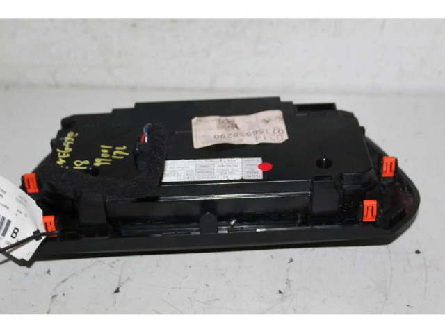 Блок управления климат-контролем    Jeep Renegade