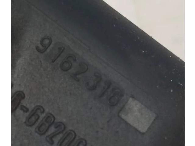 Блок предохранителей 9162316, GB820 Volvo V70