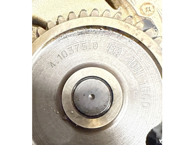 Масляный насос   4103750, 17039402  Jeep Grand Cherokee 