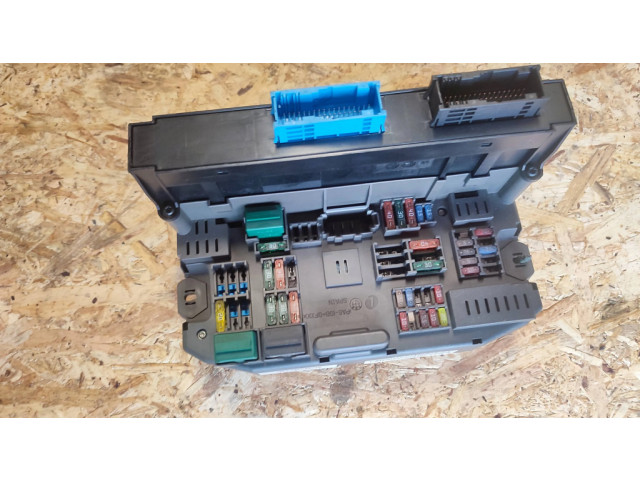 Pojistková skříňka B010107400, BJ2A732620 BMW X5 E70 2008