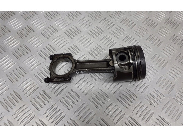 Поршень с шатуном Dacia Logan I