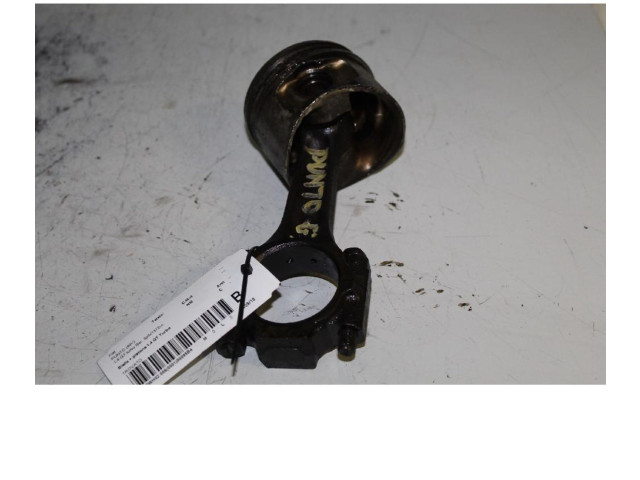 Píst Fiat Punto (176)