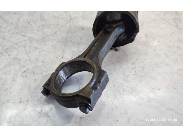 Píst Renault Espace III