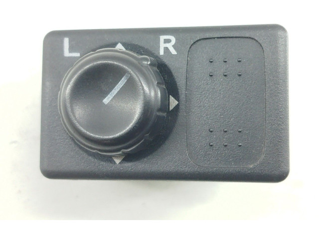 Přístrojová deska Nissan Primera 2001