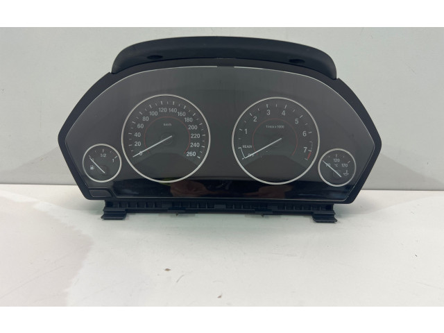 Přístrojová deska BMW 3 F30 F35 F31 2014 9436310