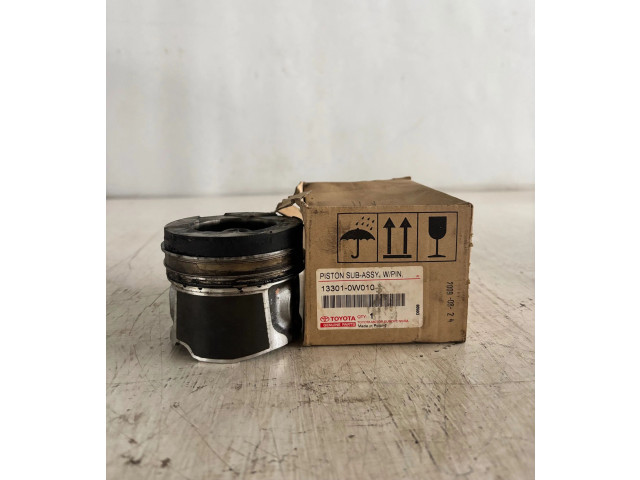 Píst 133010W010, 133010W010A0 Toyota Land Cruiser (J200)