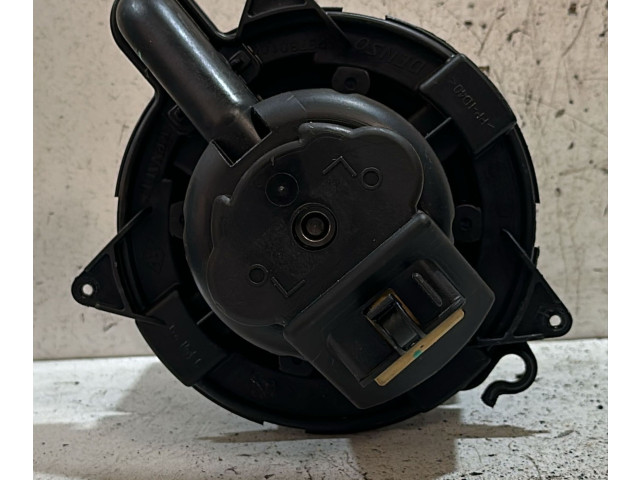 Вентилятор печки Dacia Dokker