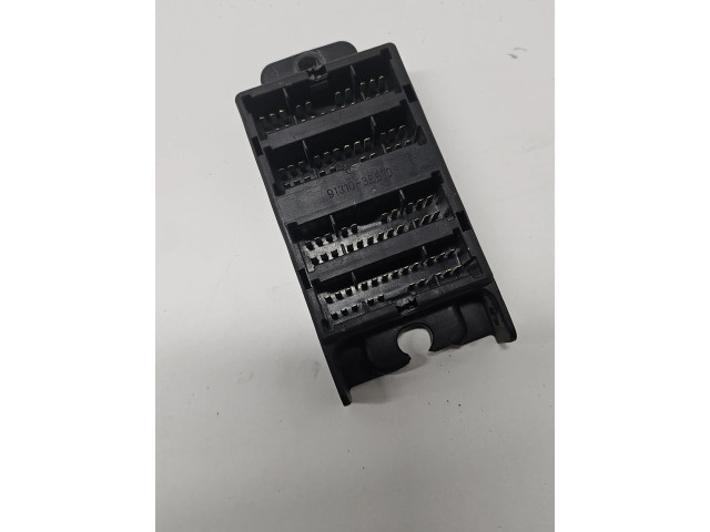 Блок управления 913103E810 KIA Sorento