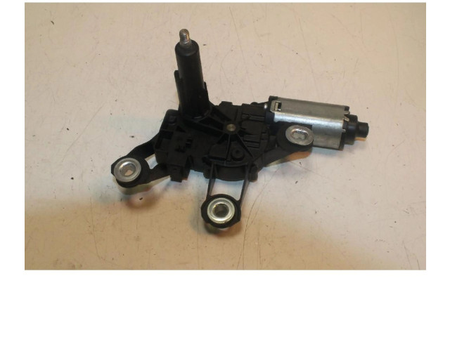 Моторчик заднего дворника LR039788    Land Rover Freelander 2 - LR2