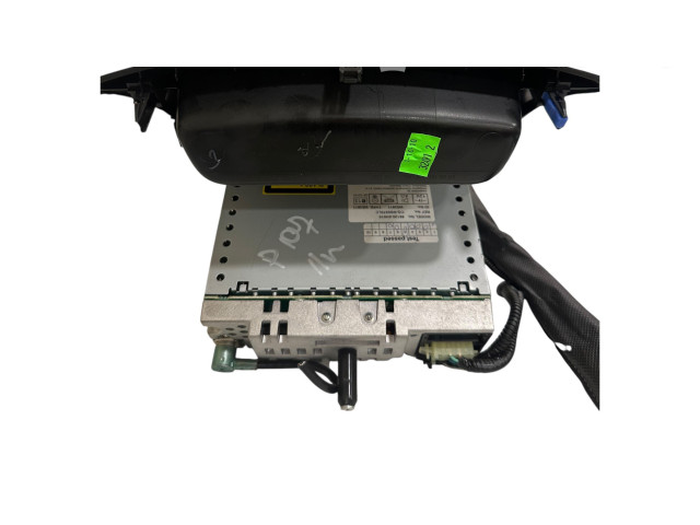 Поршень Радио/ проигрыватель CD/DVD / навигация  861200H010, W53811  Peugeot 107  