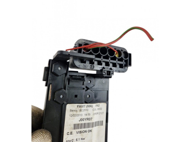   Pojistková skříňka 6R0915429A, 6R0937617   Seat Ibiza IV (6J,6P) 2013