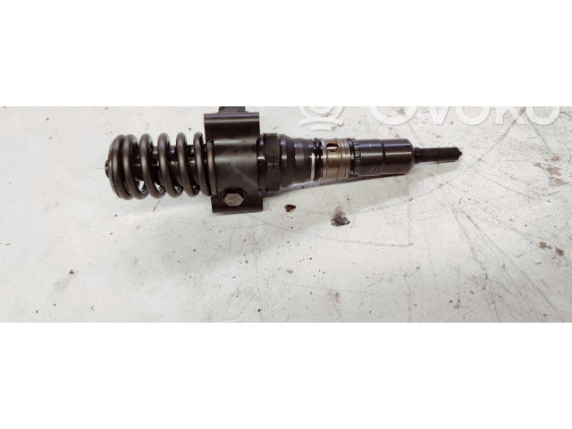 Форсунка 03G130073G Audi A3 S3 A3 Sportback 8P